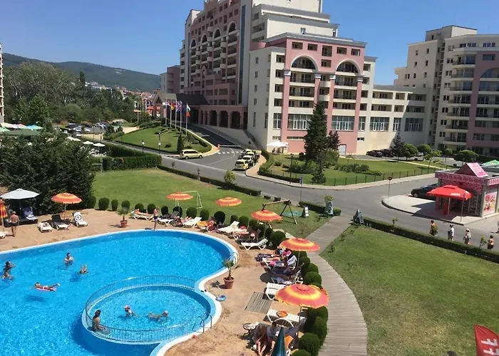 Sunny Plaza 100 M Sea * Sluneční pobřeží