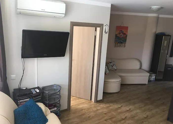 Sunny Plaza 100 M Sea Apartmán Sluneční pobřeží