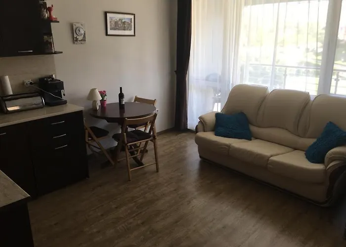 Sunny Plaza 100 M Sea Apartmán