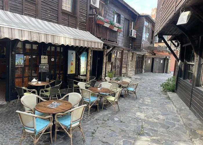 Sunny Plaza 100 M Sea Apartmán *