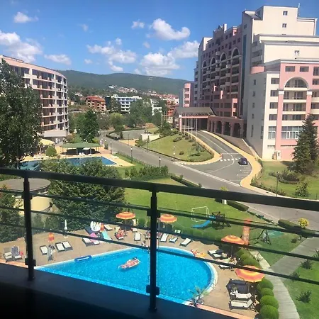 Sunny Plaza 100 M Sea Слънчев бряг