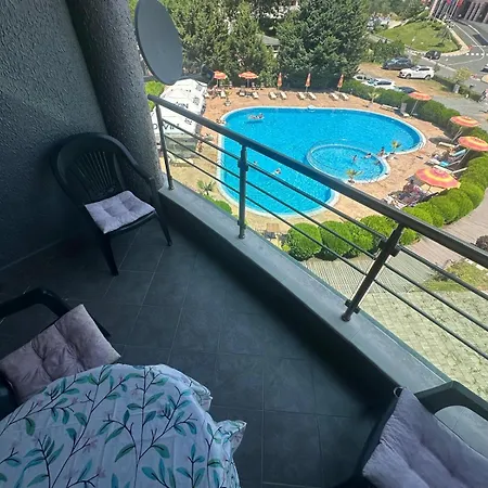Sunny Plaza 100 M Sea Апартамент Слънчев бряг